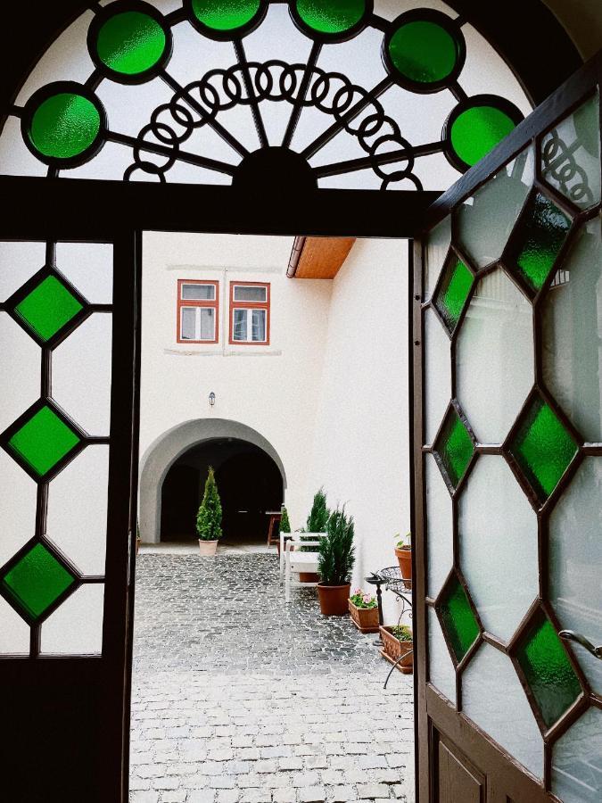 Historical Zaffir House - Market Square Levoča Dış mekan fotoğraf